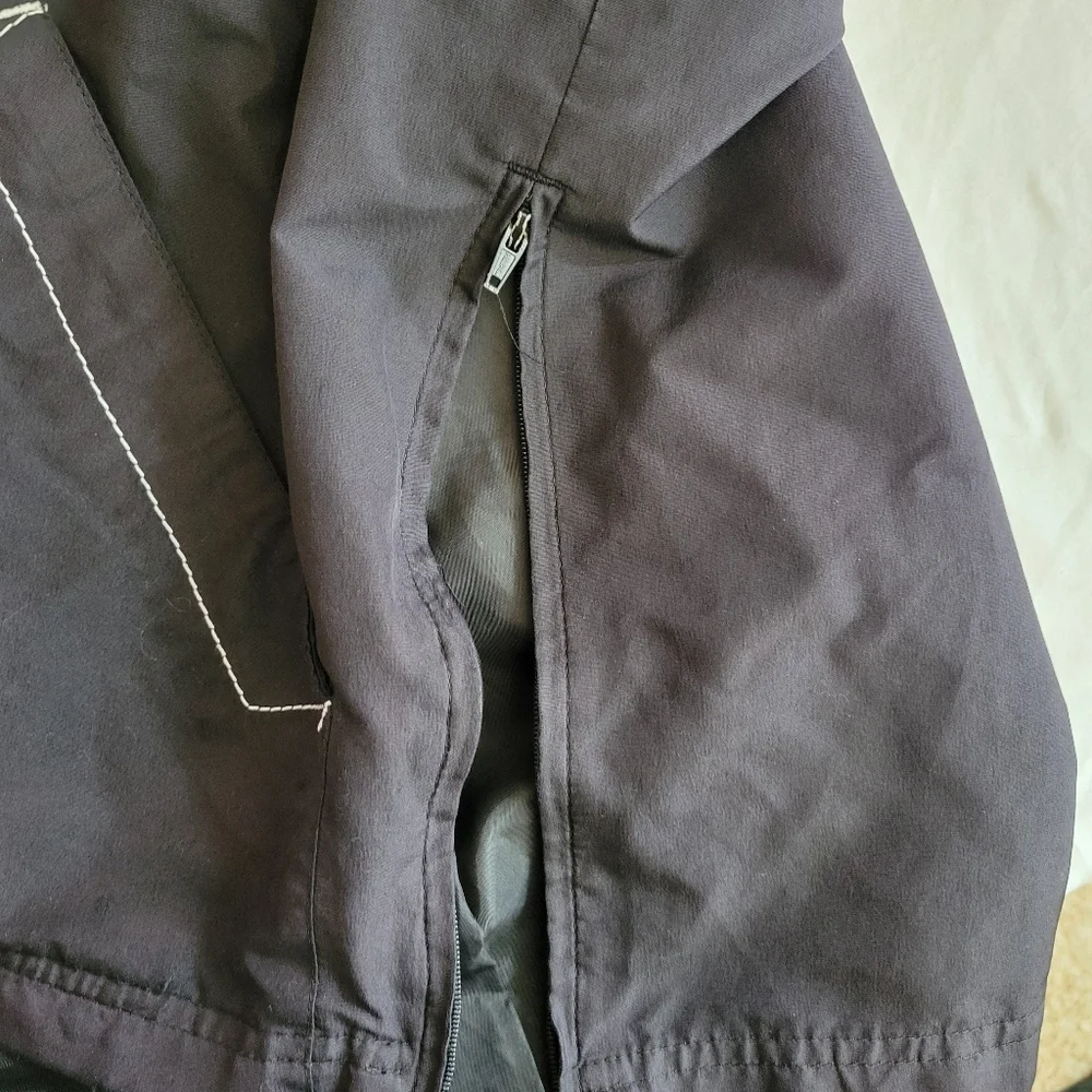 Vtg Oakland Raiders NFL Womens M Reebok On Field Windbreaker Jacket‎ PLEASE READ